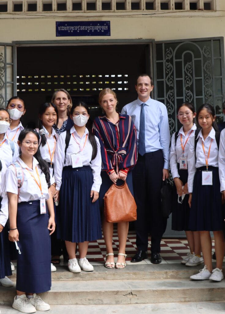 Visite Ambassade de France au lycée Preah Sihanouk